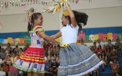 Arraiá do Salé: colégios festejam o São João homenageando grandes artistas nordestinos