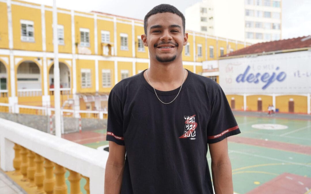 Christian de Oliveira (17), estudante dos Salesianos Bahia, vai ao Mundial de Karatê na Gymnasiade, em Bahrein