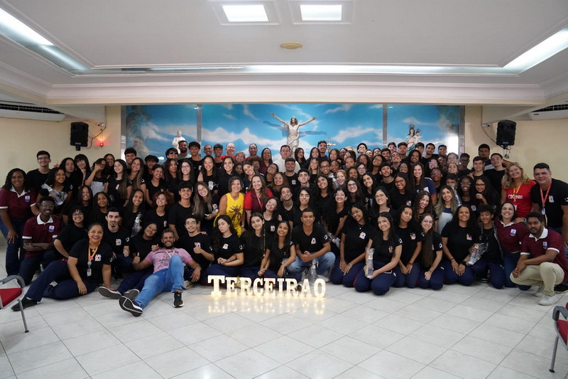 Salesianos Bahia celebram cerimônias de despedida dos estudantes da 3ª Série em Missa de Ação de Graças